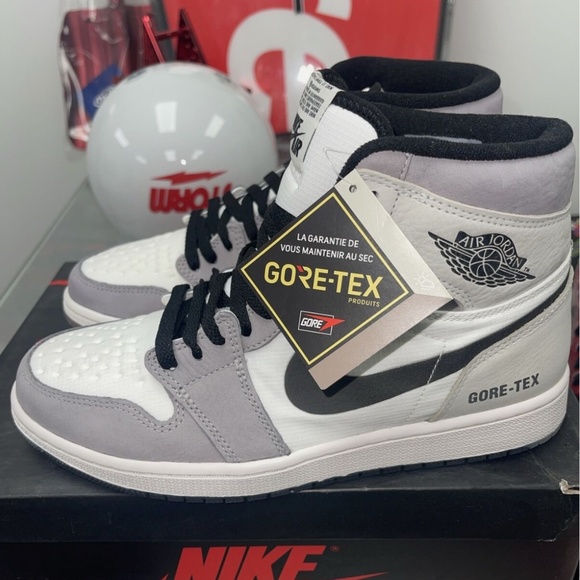 Air Jordan 1 High Element GORE-TEX light Bone Size 9 - Picture 4 of 5